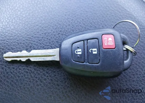 2019 Toyota Tacoma Sr5 V6 z USA, uszkodzony, nr VIN 3TMCZ5AN4KM217299